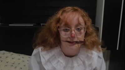 Nesse Halloweenna falta de rola de verdade usei todos os meus brinquedos e gozei de jorrar