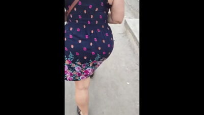 PUTA CALLEJERA UPSKIRT