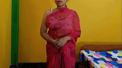Desi Indian Hot Bhabhi Wearing Sexy Rad Saree Fucking her Hairy Pussy Very Hard in Doggy Style by her husband