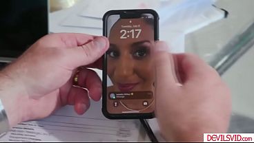 Teen stepdaughter showing her stepdad she can squirt too