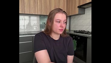 Extreme squirting with secretary jucielussie