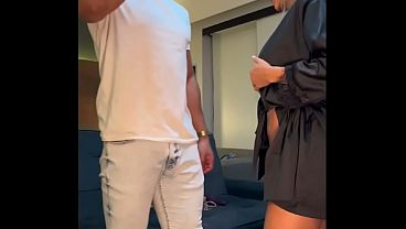 “Vem ver Corno, olha o que esse pau faz com sua esposinha” – Esse casada brasileira é uma delicia, Fodeu negão pauzudo e ainda humilhou o corno